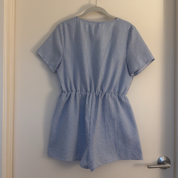 Seersucker Romper - Picture 3 of 3